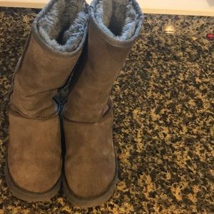 Classic gray tall UGGs size 7 loved